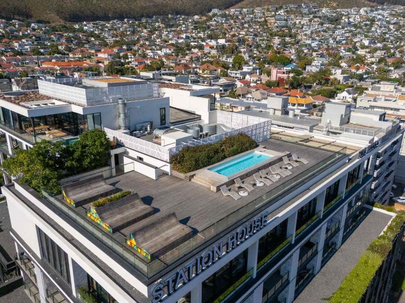 2 Bedroom Property for Sale in Sea Point Western Cape